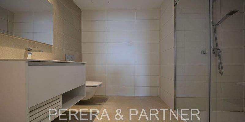 12 - Badezimmer II.jpg