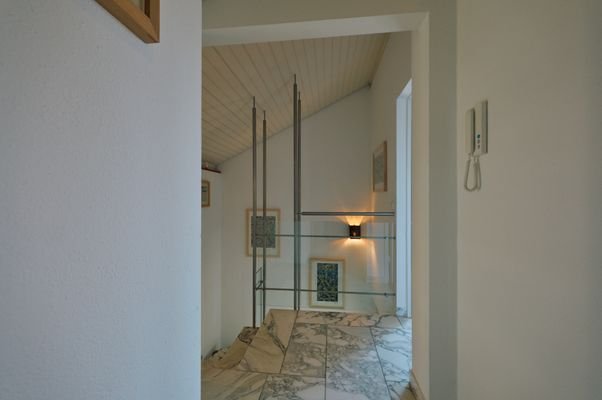 Dachgeschoss, Flur mit Blick zum Treppenhaus