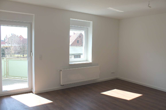 Wohnzimmer mit Balkon Beispiel