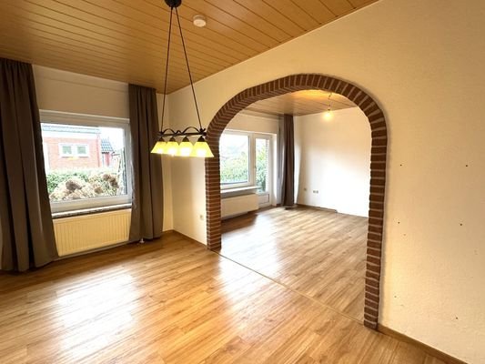 Wohn- und Esszimmer