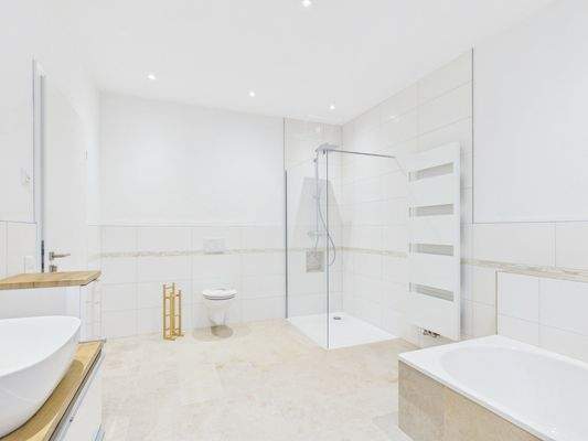 Tageslichtbad en Suite