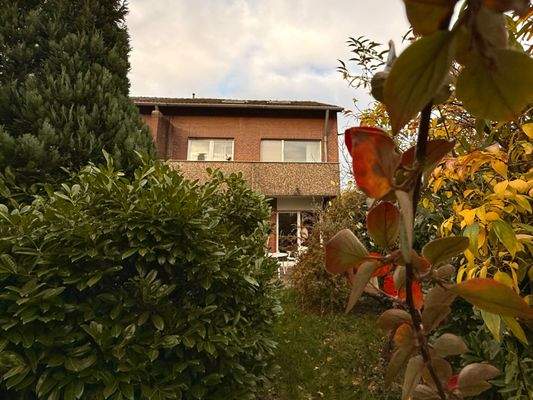 Hausansicht vom Garten 2