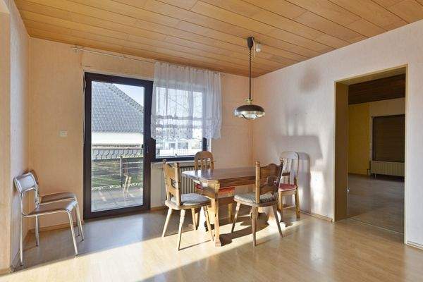 Essbereich EG mit Zugang Terrasse