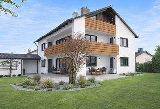 Hausansicht-Renovierungsbeispiel
