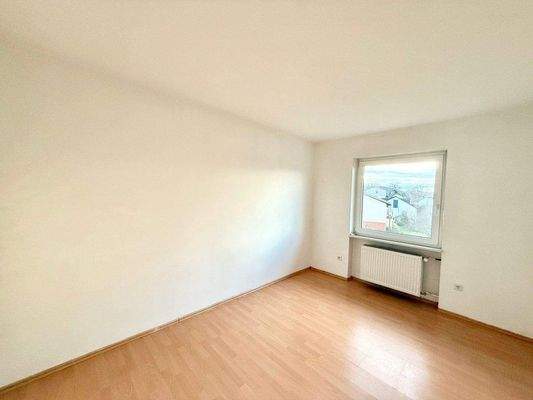 Lichtes Kinder-/Arbeitszimmer