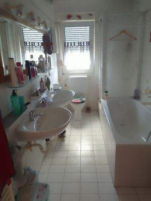 Badezimmer 1OG