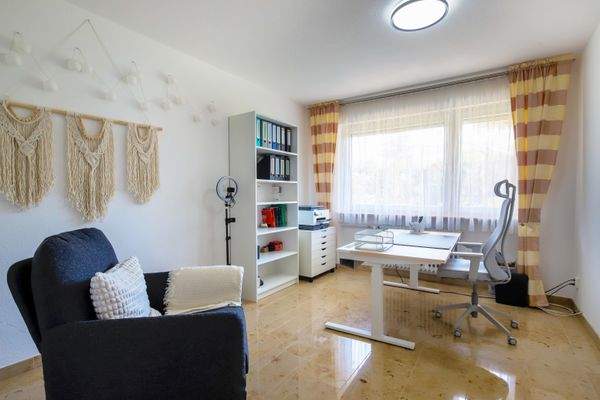 Schlafen/Büro - 2 - Zimmer