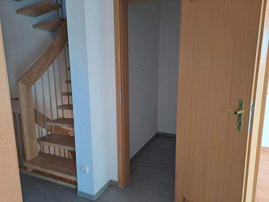 Flur 1. OG - Abstellraum