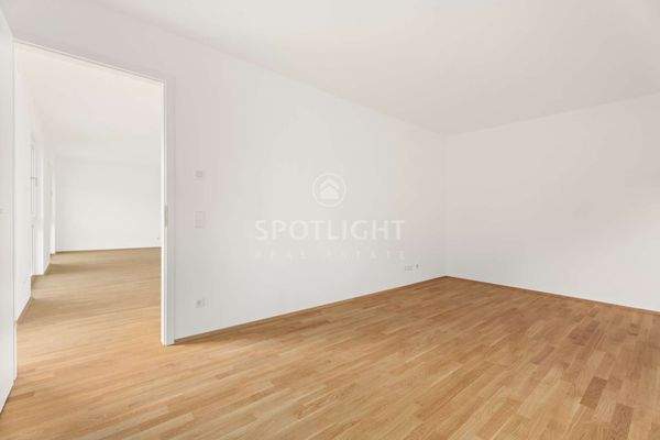 Schlafzimmer mit hochwertigen Parkettboden