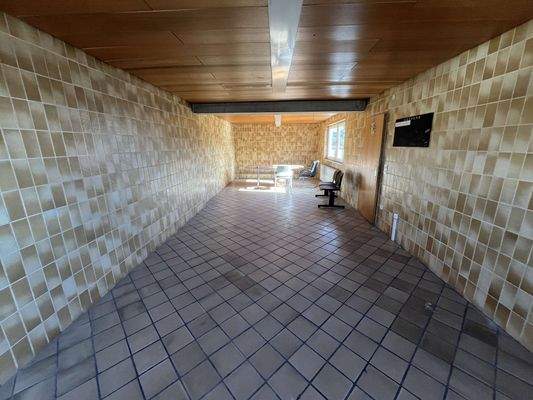 e53ab13c-cda5-4c06-8677-632bc060316d-1849368170