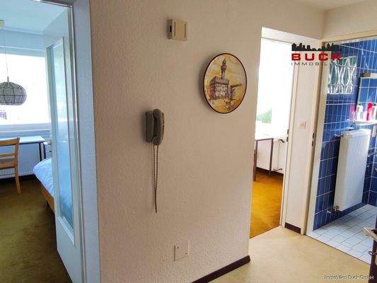 Untergeschoss Blick Richtung Zimmer 1 u. 2 und Dus