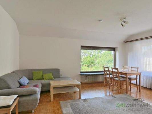 Blick ins Wohnzimmer
