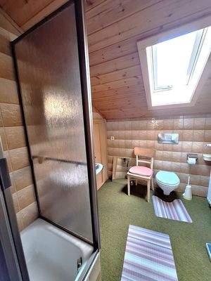 Dusche/WC - Dachgeschoss