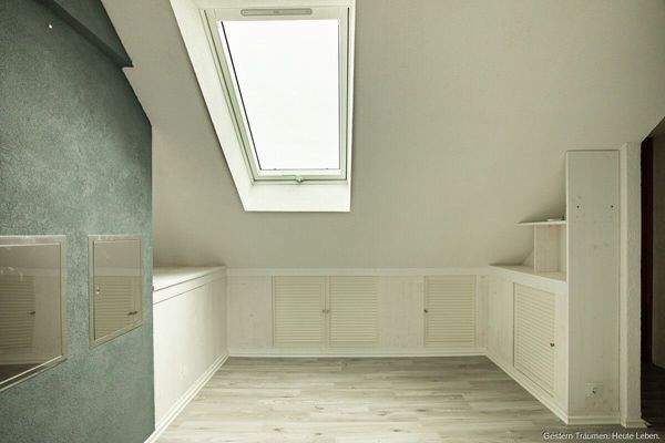 Zimmer 2 Dachgeschoss (Bild 3)