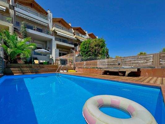 18d75bc92009425c8d360bccd3e82abb-original