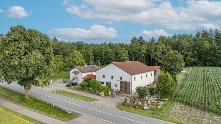 KITZIMMO-Großzügiges Anwesen in Toplage kaufen - Immobilien Bayern München.