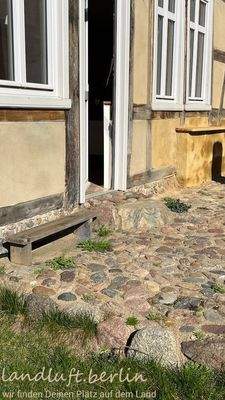 Terrasse aus Feldsteinen.jpg