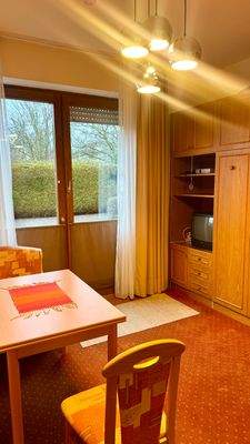 Wohn-/Ess-/Schlafbereich