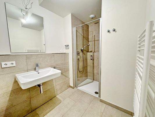 IPANEMA - Markenbad mit Dusche