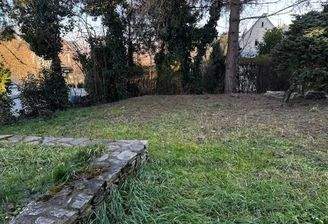 schönes Baugrundstück mit Altbestand