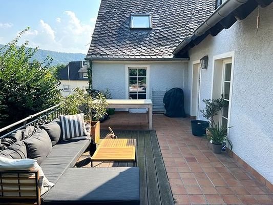 Renoviertes Einfamilienhaus in idyllischer Lage