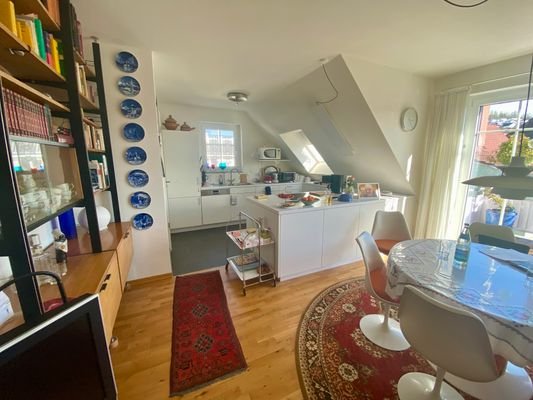 Kücheansicht vom Wohnzimmer aus