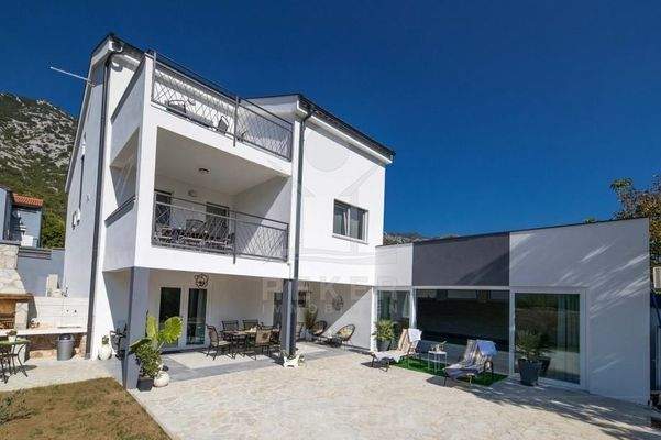 Terrasse und Balkone bieten magische Momente