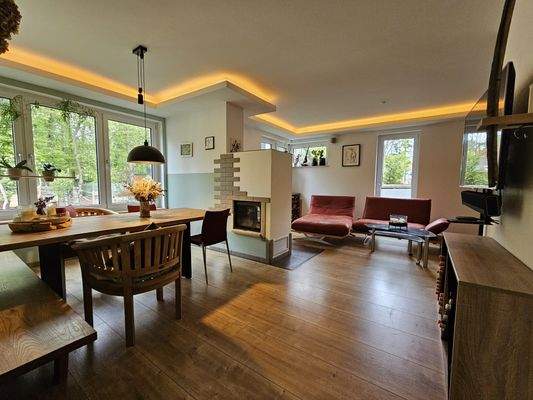 Blick Wohn- und Essbereich