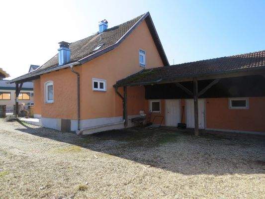 Einfamilienhaus mit Anbau 