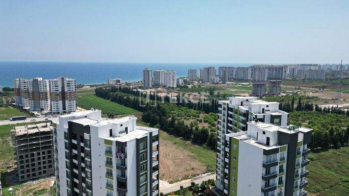 Apartments Within Walking Distance of the Beach in Mersin
