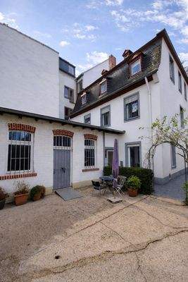 Rückansicht vom Innenhof aus