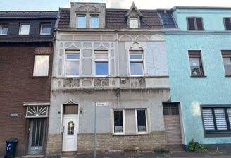 Vorderansicht des Hauses