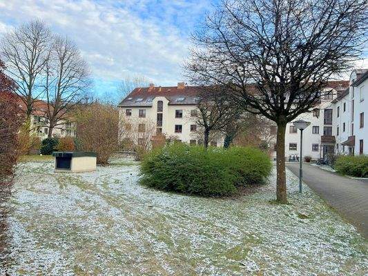 Vorderansicht des Mehrfamilienhauses