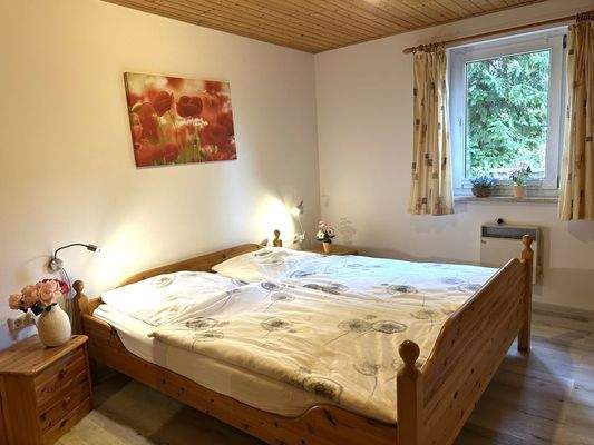  Schlafzimmer 1 groß