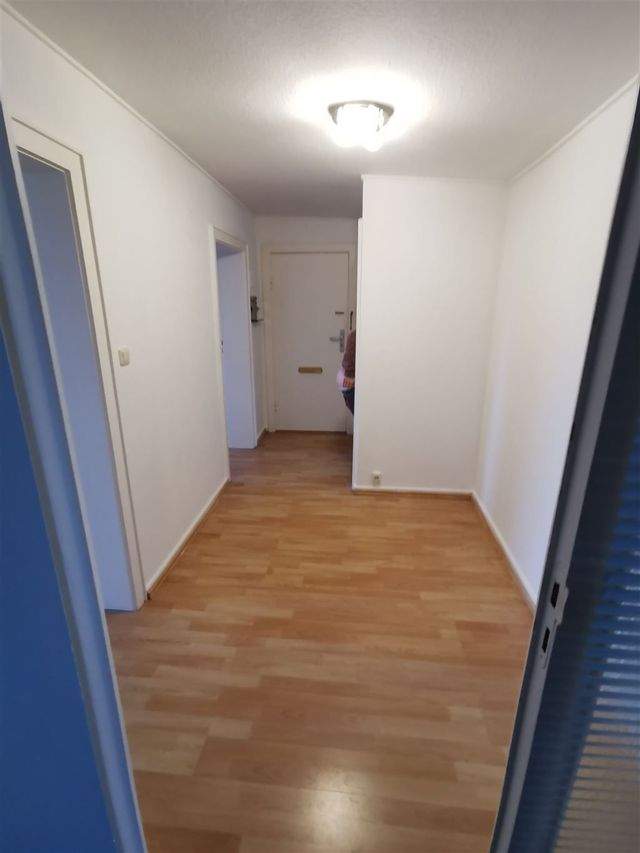 Ansprechende 2,5-Zimmer-Wohnung mit Einbauküche // Breslauer Straße, Altenholz-Stift - Foto 5