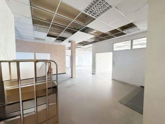 Bau 1 Raum 3.8, 3.11, 3.6 WC (8)