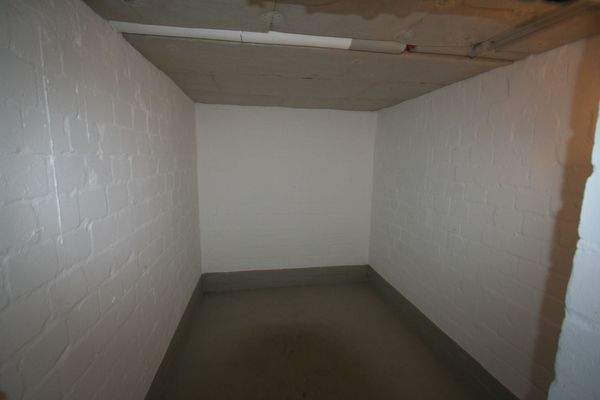 klar, mit Kellerraum!