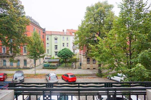 Ausblick Straßenbalkon