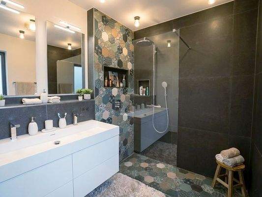 Badezimmer EG (Wohnbeispiel KI)