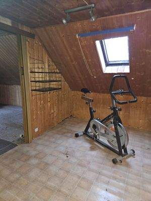 Durchgangszimmer OG.jpg