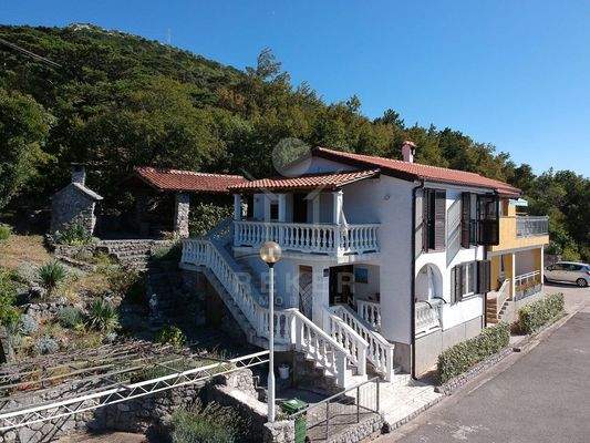 Die Villa strahlt ein Ambiente zum Verlieben aus