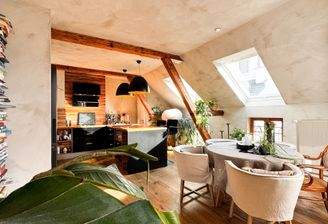 Küche mit Essbereich