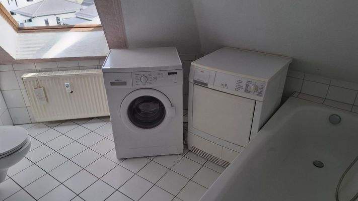 Waschmaschine u. Trockner