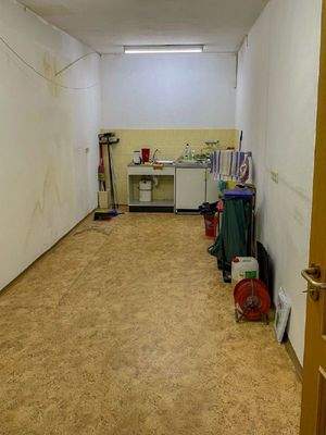 Küche im Flachbau auf West