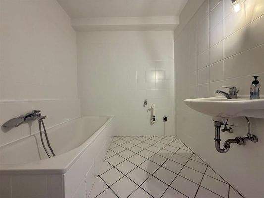 Wannenbad mit WM-Anschluss