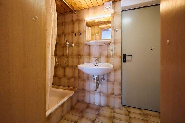 Erdgeschoss, Duschbad