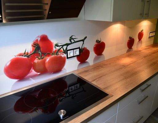 moderne Küche mit Gaggenau Geräten