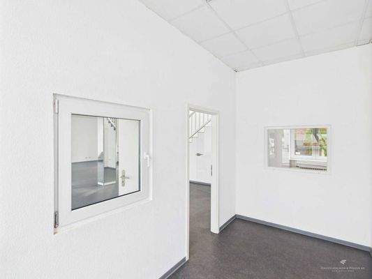 Büro/Praxisfläche