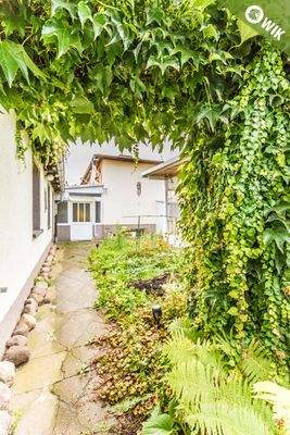 ES GRÜNT SO GRÜN...