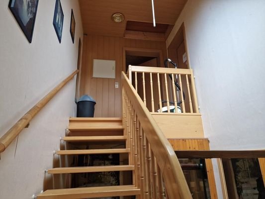 Treppe zum OG